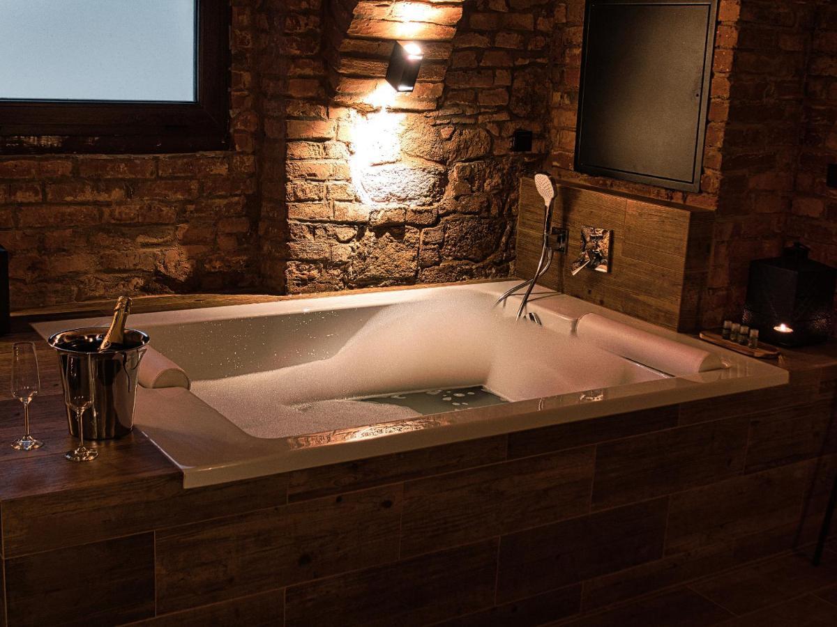 Wellness Gallery Apartments Liberec Eksteriør bilde